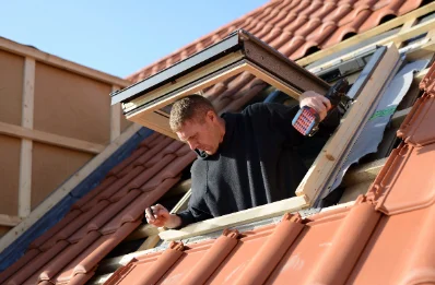 Pose de fenêtres de toit Velux à Cantaron